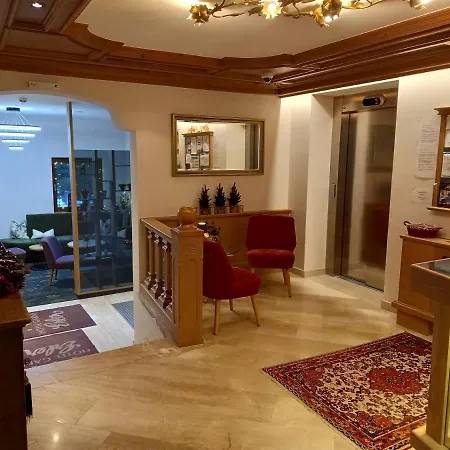 מלון Garni Erler 3*