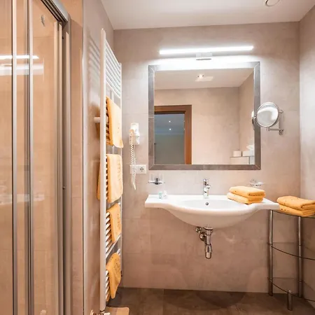 מלון Garni Erler מאיירהופן