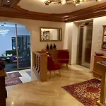 מלון Garni Erler 3*