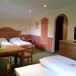 Garni Erler 3*