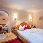 Garni Erler Hotel