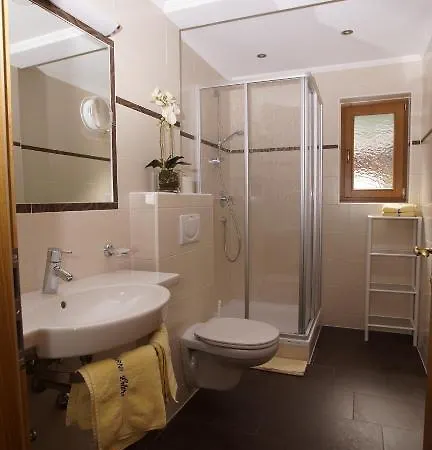 Garni Erler 메이른호픈