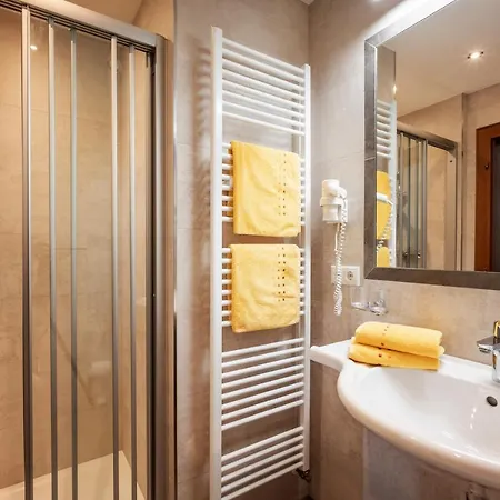 Garni Erler 메이른호픈