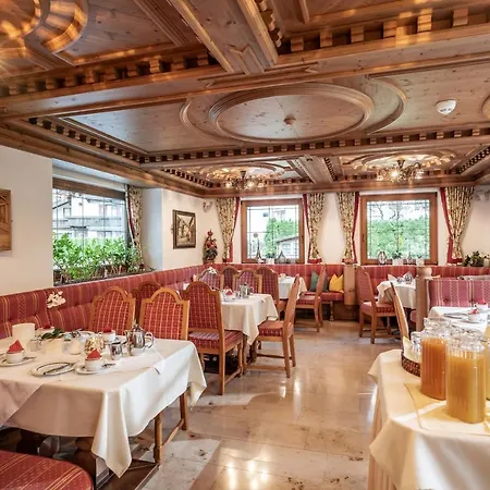 호텔 Garni Erler 3*